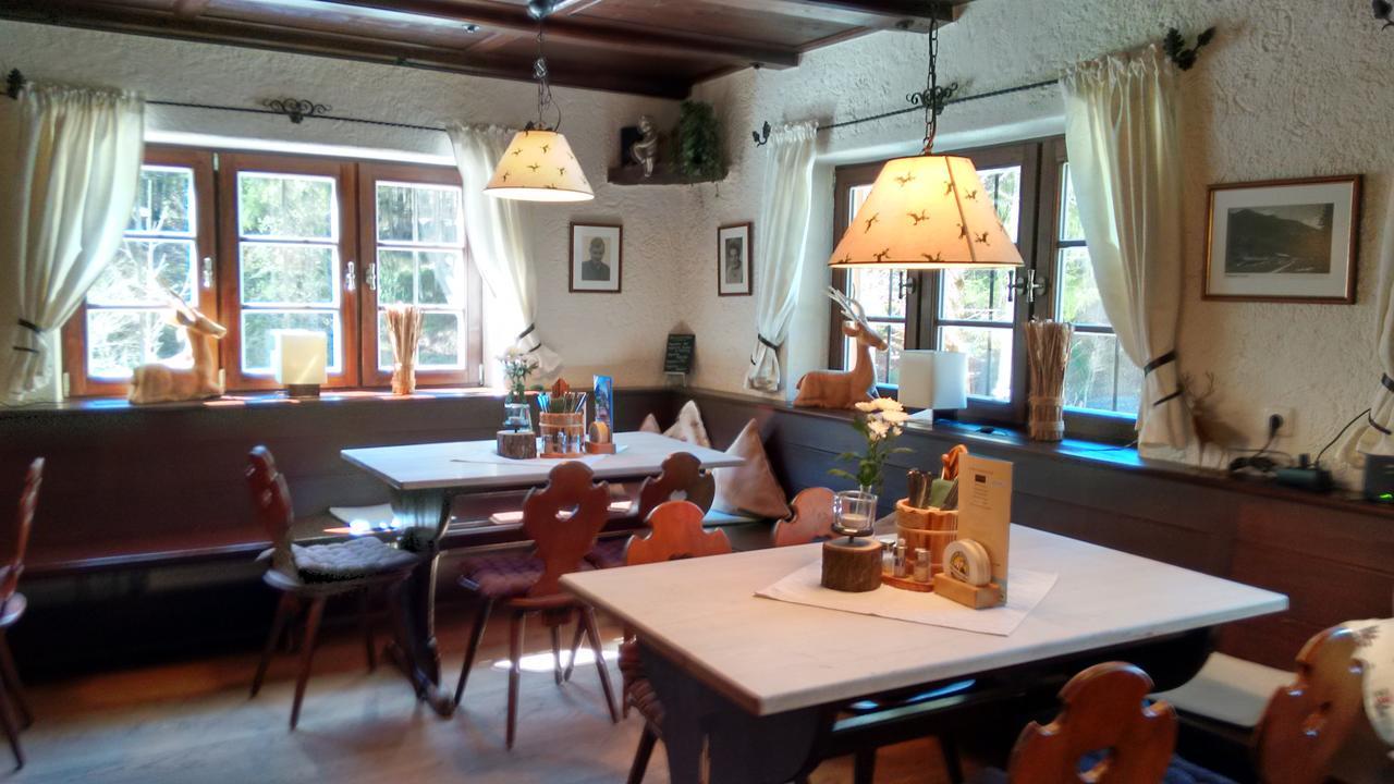Schwaigeralm Hotel คร็อยท์ ภายนอก รูปภาพ
